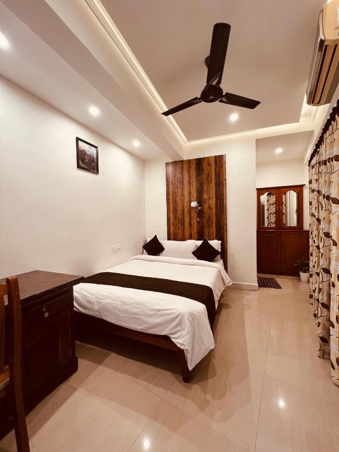 فندق ثايامكيريز رويال إن Kochi المظهر الخارجي الصورة