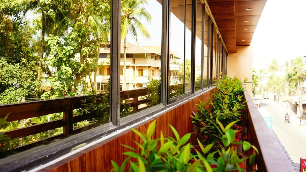 فندق ثايامكيريز رويال إن Kochi المظهر الخارجي الصورة